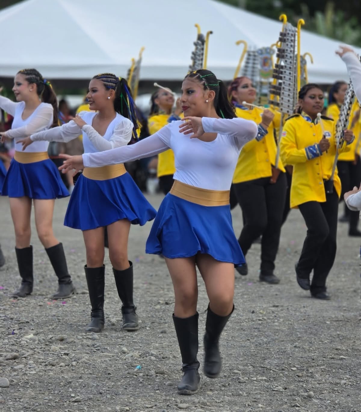 Foto 176 - Banda 506